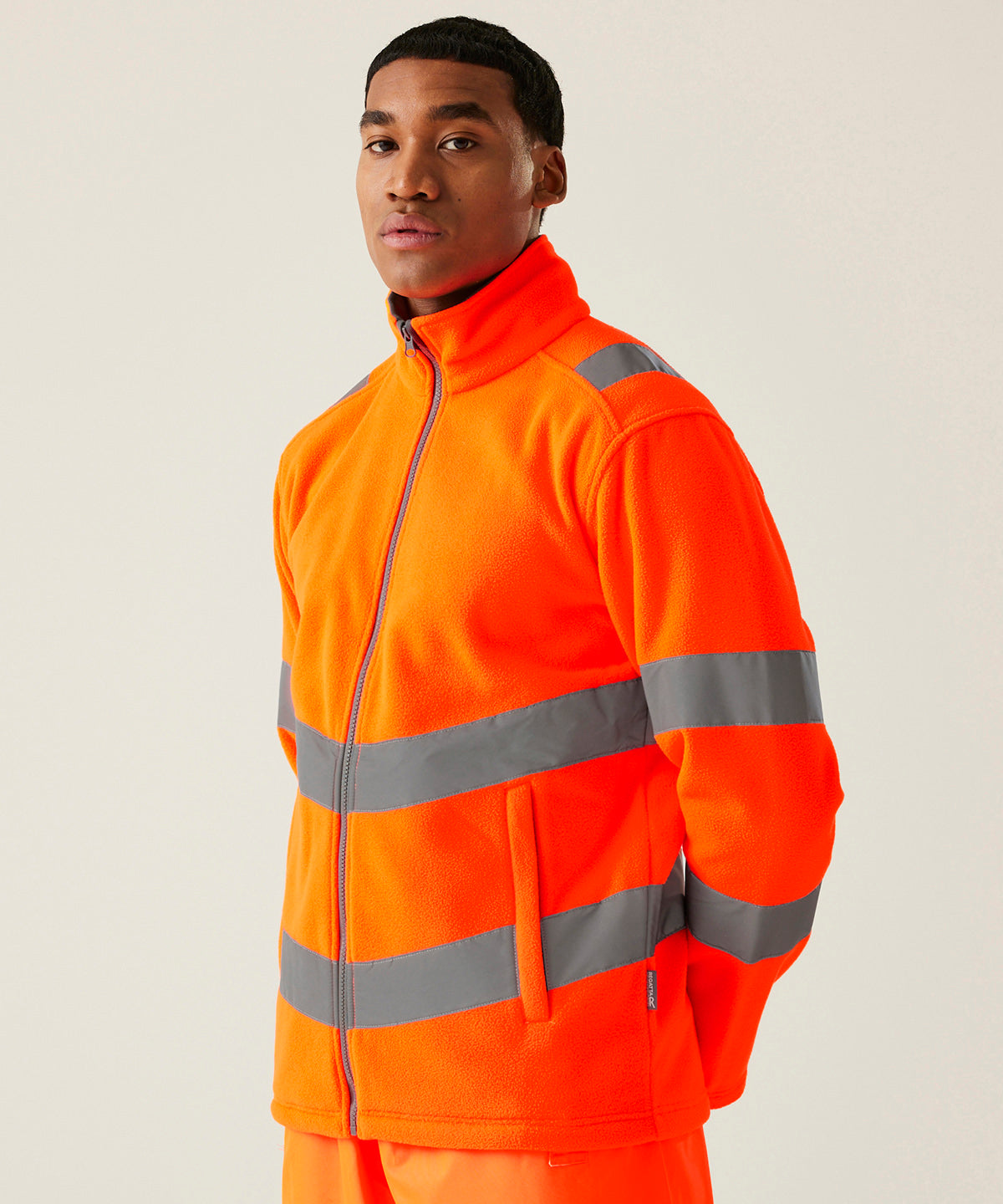 Tryck din logga på Fleece från Regatta High Visibility - Anpassa Hi-vis Pro-kontrakt Thor fleece i färgen för företag, föreningar och privatpersoner