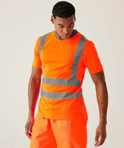Tryck din logga på T-shirts från Regatta High Visibility - Anpassa Hi-vis Pro kontrakts t-shirt i färgen för företag, föreningar och privatpersoner