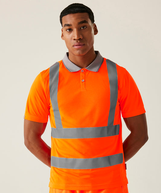 Tryck din logga på Piké från Regatta High Visibility - Anpassa Hi-Vis Pro Contract Polo i färgen för företag, föreningar och privatpersoner
