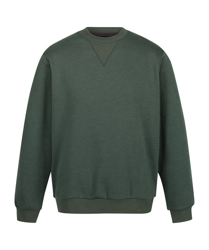 Tryck din logga på Sweatshirts från Regatta Professional - Anpassa Pro sweatshirt med rund hals i färgen Mörkgrön för företag, föreningar och privatpersoner