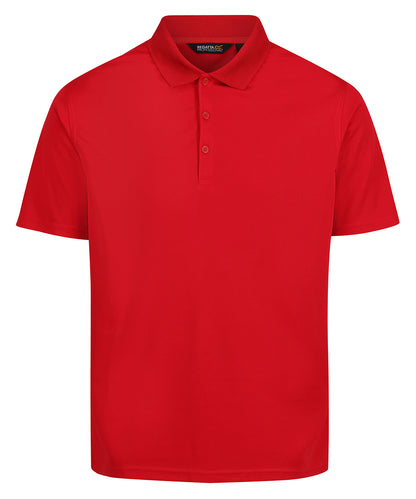 Tryck din logga på Piké från Regatta Professional - Anpassa Pro Wicking Polo - Herr i färgen Ljusröd för företag, föreningar och privatpersoner