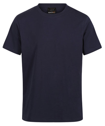 Tryck din logga på T-shirts från Regatta Professional - Anpassa Pro soft-touch t-shirt i bomull i färgen Marinblå för företag, föreningar och privatpersoner