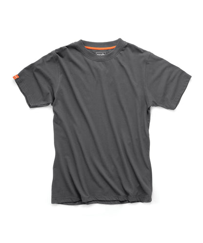 Tryck din logga på T-shirts från Scruffs - Anpassa Eco Worker T-shirt – Herr i färgen Mörkgrå för företag, föreningar och privatpersoner