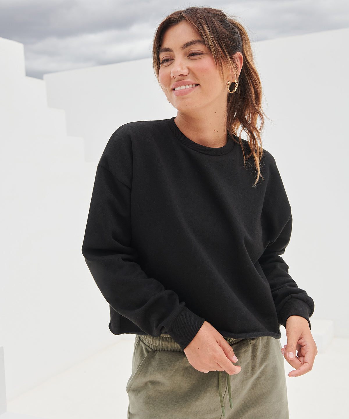 Tryck din logga på Sweatshirts från SF - Anpassa SF Dam - Cropped Slounge Sweat för damer i färgen för företag, föreningar och privatpersoner