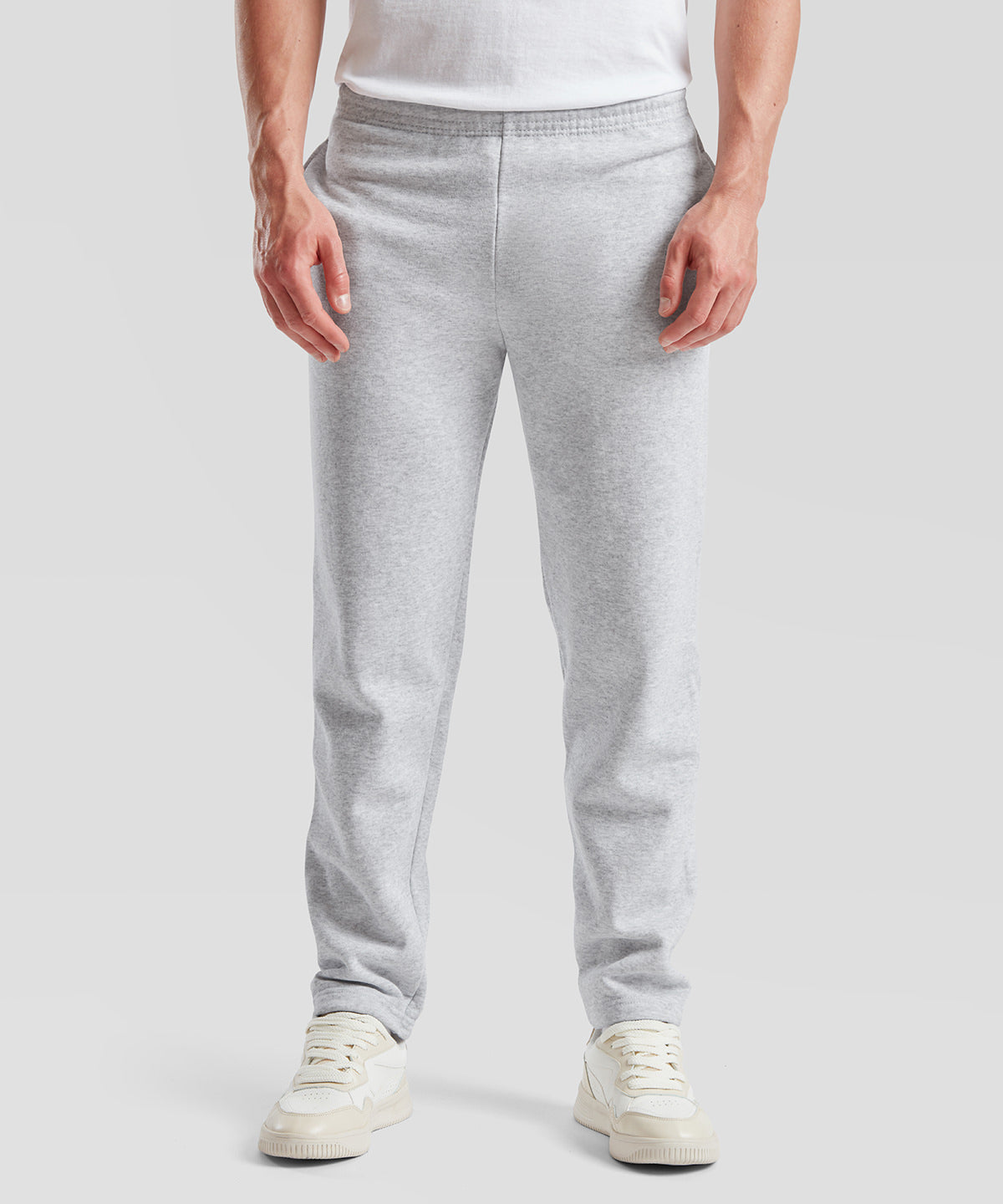 Tryck din logga på Mjukisbyxor från Fruit of the Loom - Anpassa Klassiska 80/20-sweatpants med öppna ben i färgen för företag, föreningar och privatpersoner