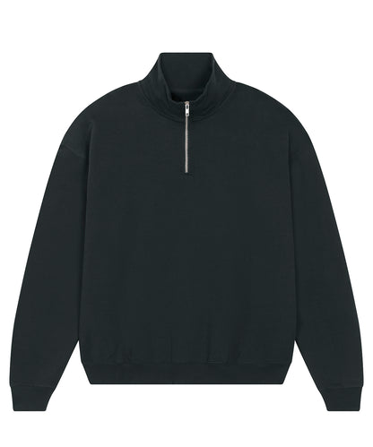 Tryck din logga på Sweatshirts från Stanley/Stella - Anpassa Stanley Stella - Unisex Miller Dry Tröja med 1/4 dragkedja i färgen Svart för företag, föreningar och privatpersoner