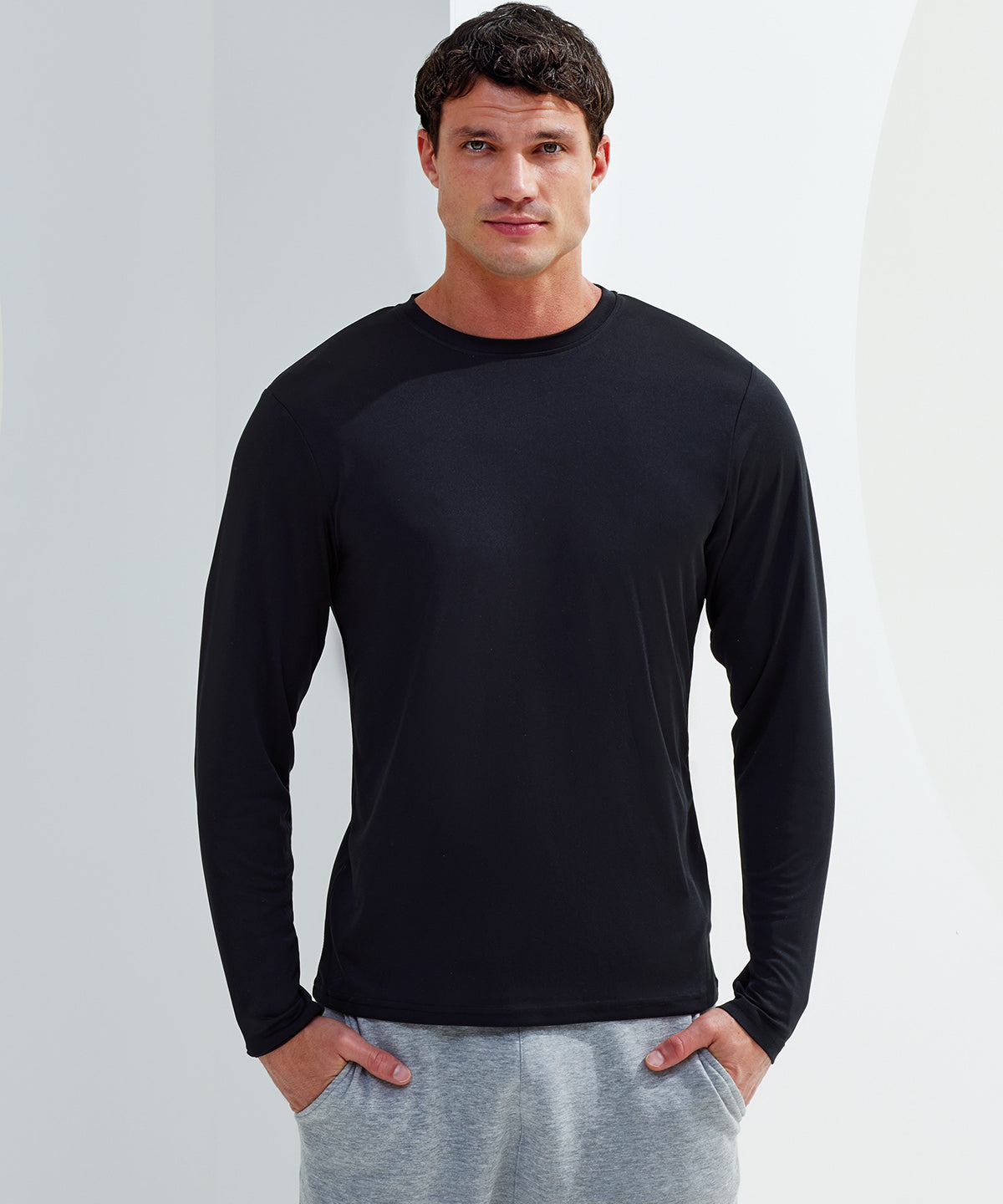 Tryck din logga på T-shirts från TriDri - Anpassa TriDri långärmad prestanda t-shirt i färgen för företag, föreningar och privatpersoner