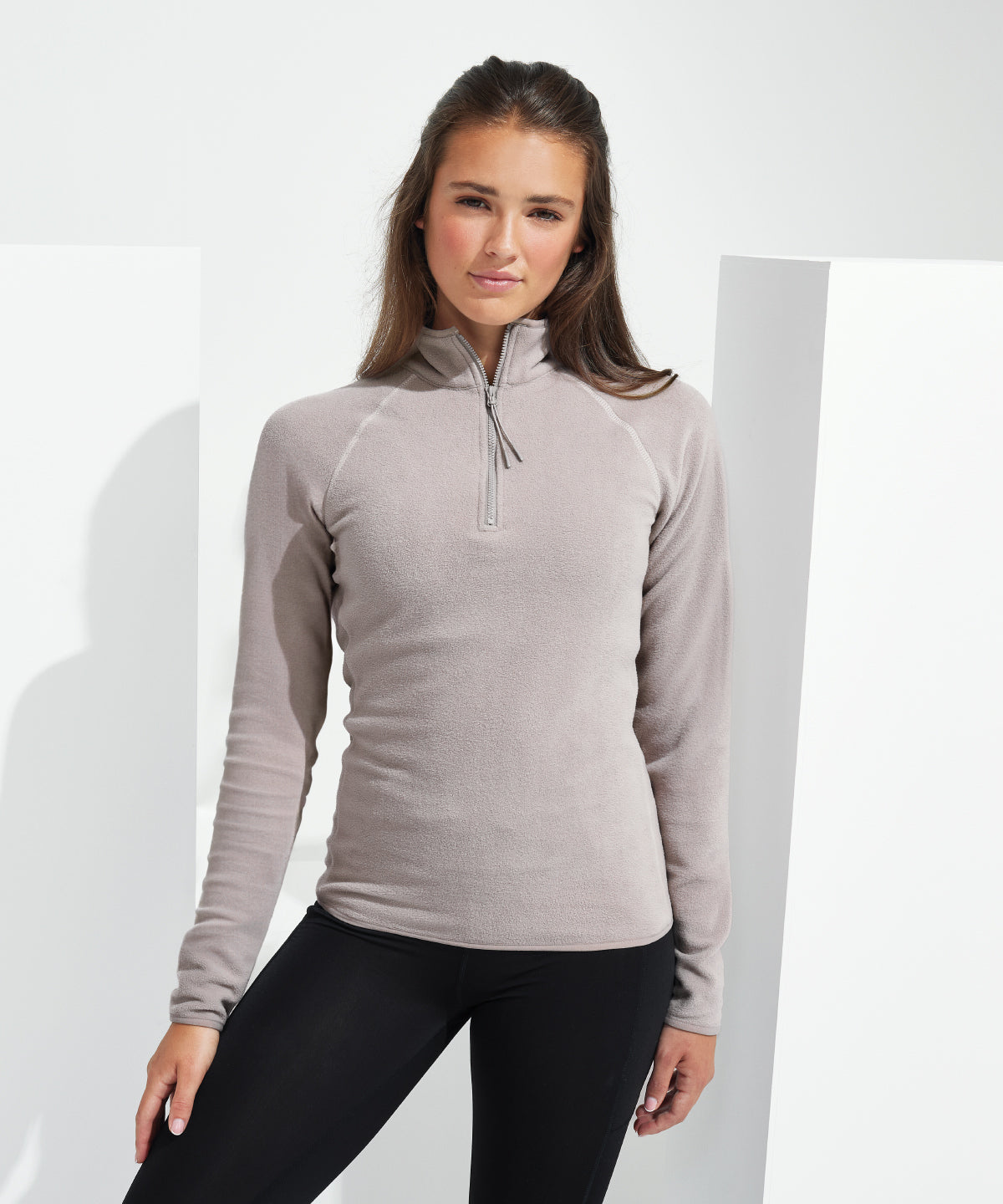 Tryck din logga på Fleece från TriDri - Anpassa Dam TriDri Recycled Elements aktiv figursydd fleece i färgen för företag, föreningar och privatpersoner