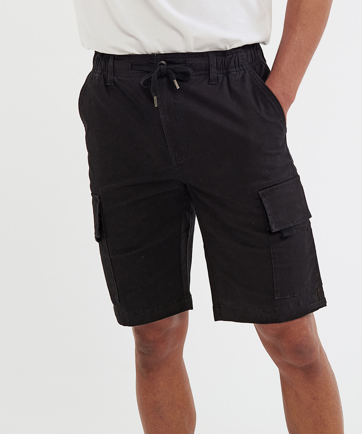Tryck din logga på Shorts från Wombat - Anpassa Cargo utility shorts med dragsko för herrar i färgen för företag, föreningar och privatpersoner