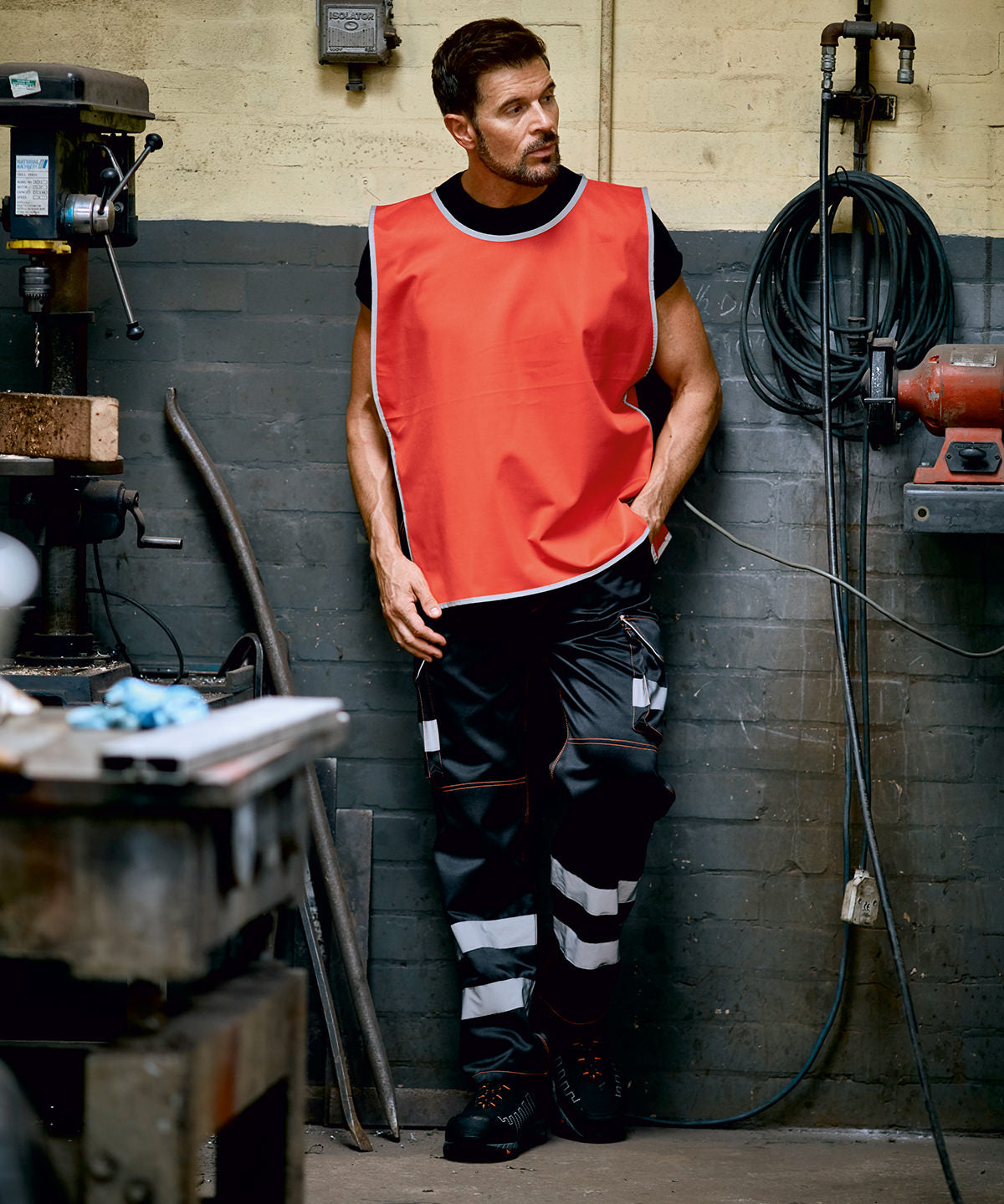 Tryck din logga på Tabarder från Yoko - Anpassa Hi-vis reflekterande border tabard i färgen för företag, föreningar och privatpersoner