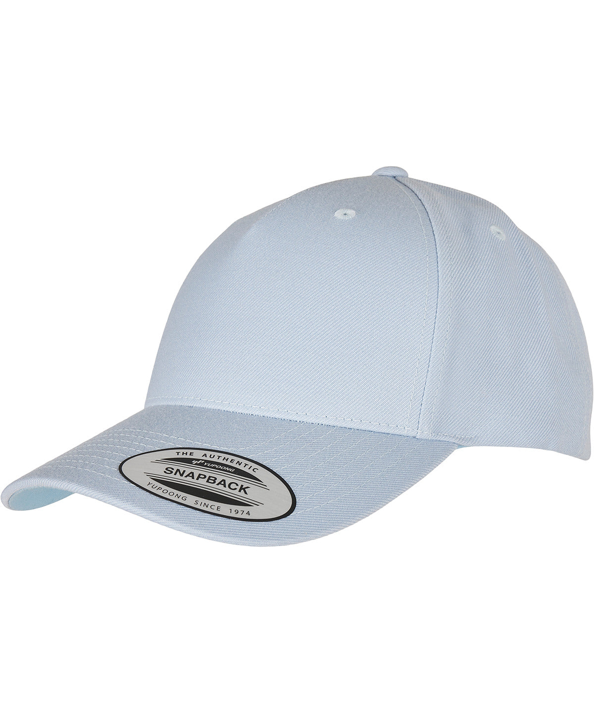 Tryck din logga på Kepsar från Flexfit by Yupoong - Anpassa YP Klassisk 5-panel premium snapback keps med böjd visir i färgen Ljusblå One Size för företag, föreningar och privatpersoner