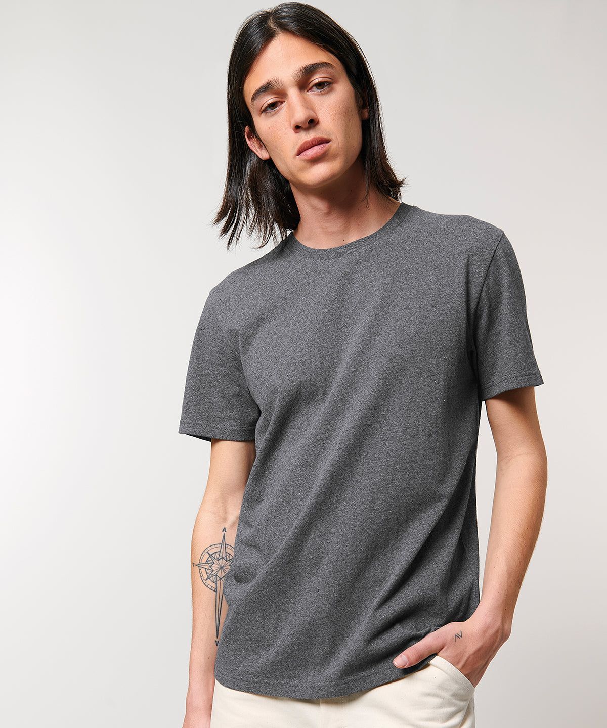 Tryck din logga på från Impala Print Shop - Anpassa Stanley/Stella RE-Creator organic cotton t-shirt STTU787 i färgen för företag, föreningar och privatpersoner
