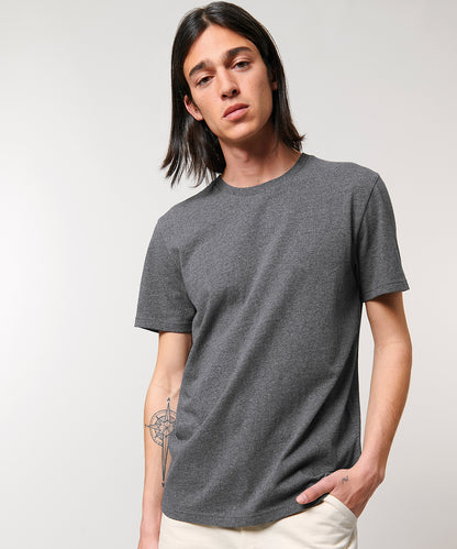 Tryck din logga på från Impala Print Shop - Anpassa Stanley/Stella RE-Creator organic cotton t-shirt STTU787 i färgen för företag, föreningar och privatpersoner